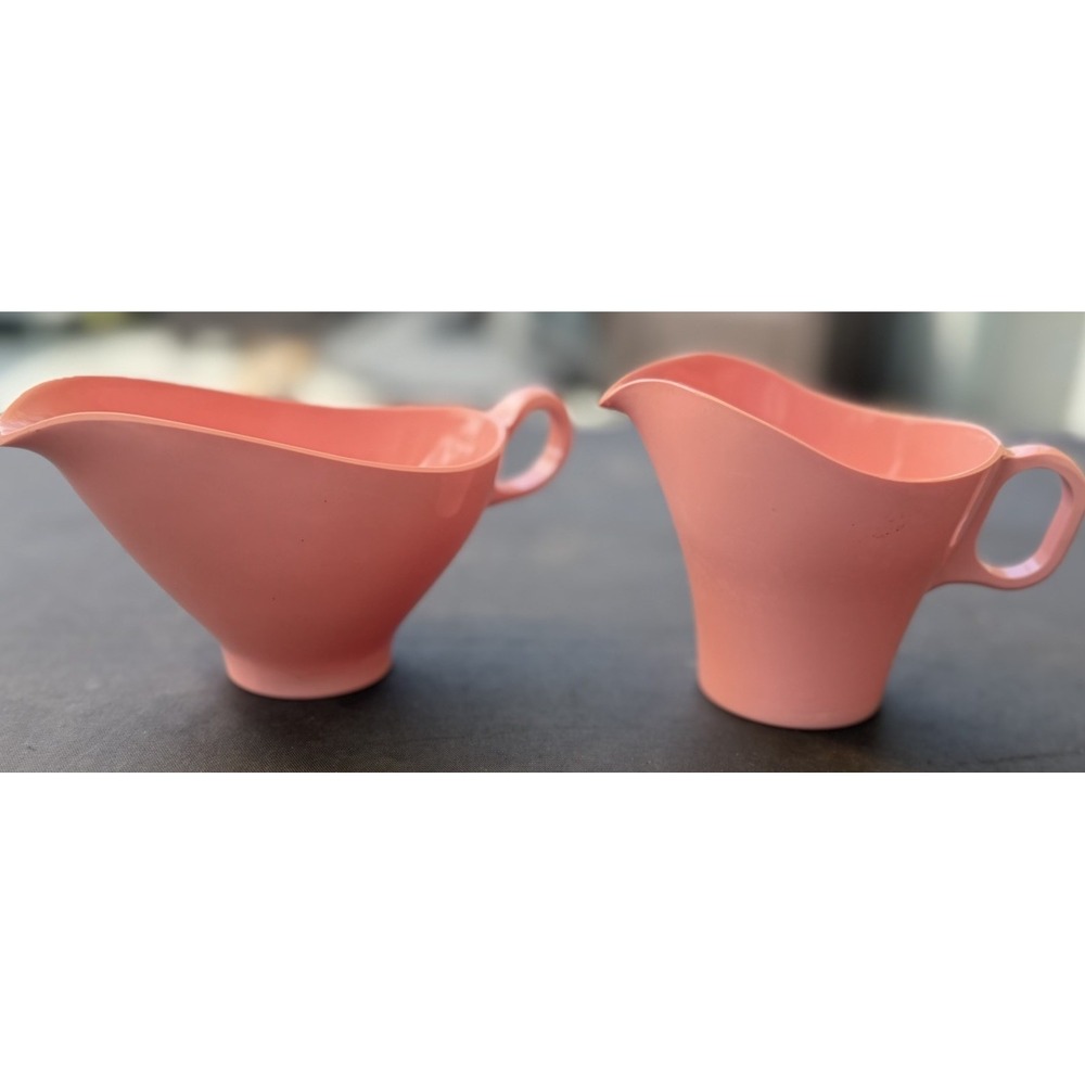 Vintage Pink Creamer & Gravy Boat Somerset Boonton, NJ Melamine